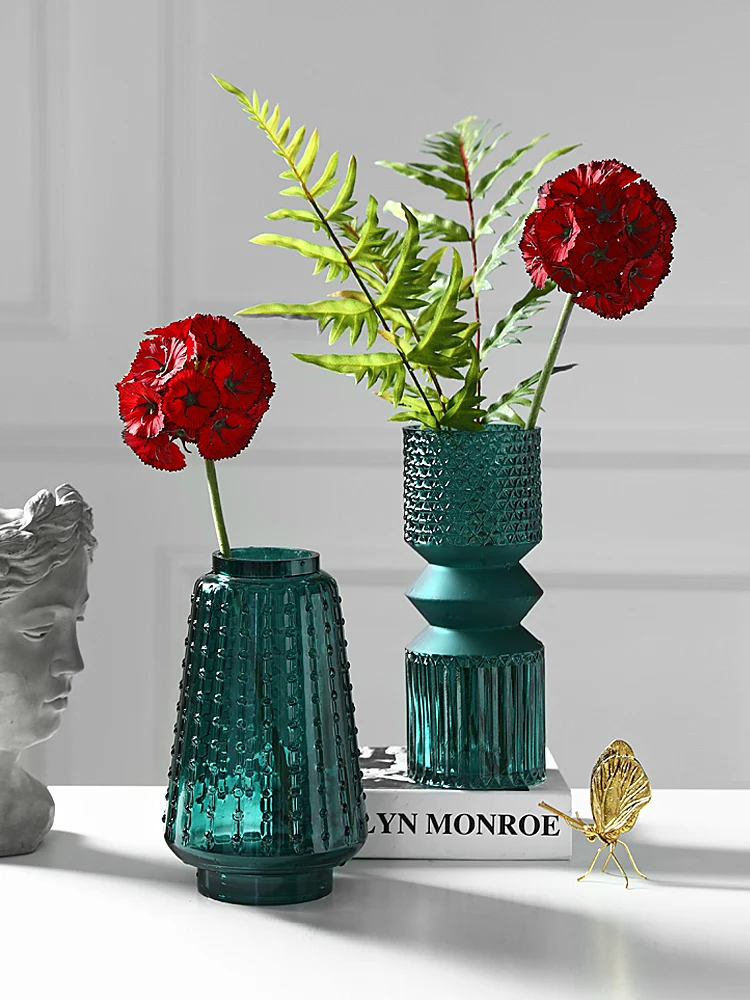 Creative Nordic style modern glass vase Decoration living room Hydroponic flower arrangement Emboss blue Home Decoration
Creative Nordic style modern glass vase Decoration living room Hydroponic flower arrangement Emboss blue Home Decoration