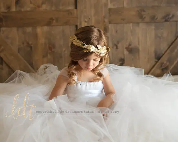 White Flower Girl Dress for Wedding Party Bride White Flower Girl Tutu Dress Birthday Party Ankle Length Girl Ball Gown Wedding
White Flower Girl Dress for Wedding Party Bride White Flower Girl Tutu Dress Birthday Party Ankle Length Girl Ball Gown Wedding