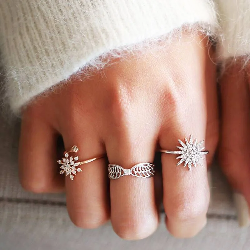 2019 Hot sale winter Snowflake open Adjust encircle Crystal stone ring fashion for women Micro paved zirconia star rings Jewelry
2019 Hot sale winter Snowflake open Adjust encircle Crystal stone ring fashion for women Micro paved zirconia star rings Jewelry