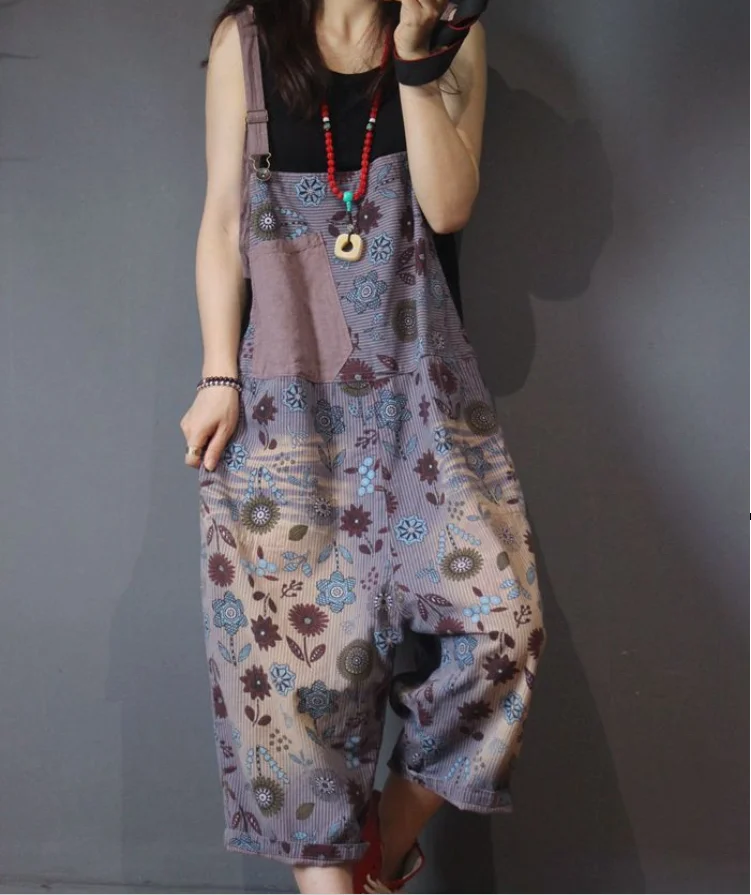 Autumn Jumpsuits Women Retro Large size Rompers Casual Print pocket Bleached Loose Female Blended Denim Jumpsuits 2018
Autumn Jumpsuits Women Retro Large size Rompers Casual Print pocket Bleached Loose Female Blended Denim Jumpsuits 2018