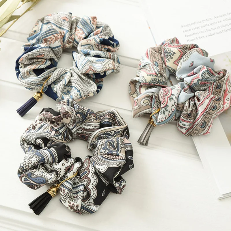 Vintage Women Scrunchie Tassel Hairband Striped Scrunchy Ponytail Holder Hair Scrunchies Headband Hair Ties for Girl Accessories
Vintage Women Scrunchie Tassel Hairband Striped Scrunchy Ponytail Holder Hair Scrunchies Headband Hair Ties for Girl Accessories