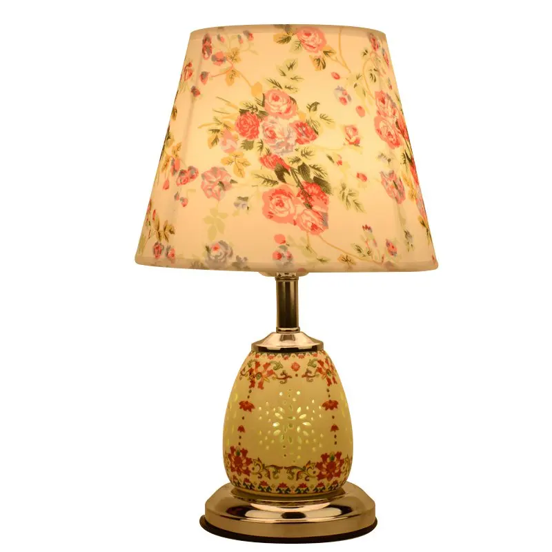 Chinese Ceramic Fabric Bedroom Beside Table lights Luxury Traditional Study Room Desk lamp Porcelain Living Room Desk Lamp
Chinese Ceramic Fabric Bedroom Beside Table lights Luxury Traditional Study Room Desk lamp Porcelain Living Room Desk Lamp