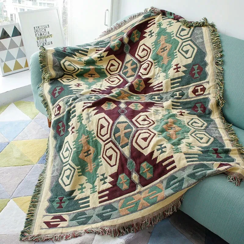Vintage Leisure Thick cotton blanket carpet thick rural style Double-sided blanket bed cover Geometric sofa towel wall Tapestry
Vintage Leisure Thick cotton blanket carpet thick rural style Double-sided blanket bed cover Geometric sofa towel wall Tapestry