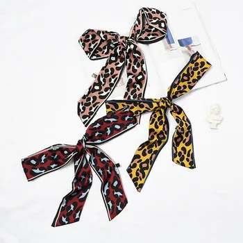 2019 oblique leopard strip long decorative wild scarf fashion casual scarf ladies small scarf wild straps streamers
2019 oblique leopard strip long decorative wild scarf fashion casual scarf ladies small scarf wild straps streamers