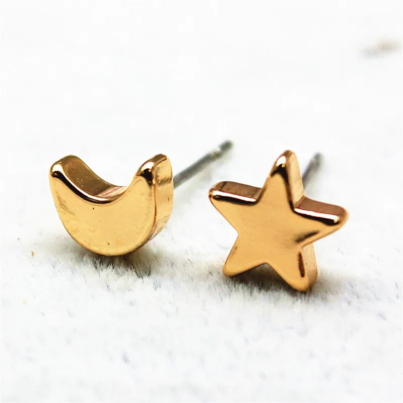 hot brand fashion jewelry simple earrings for women Geometry stud earrings for Christmas gift
hot brand fashion jewelry simple earrings for women Geometry stud earrings for Christmas gift