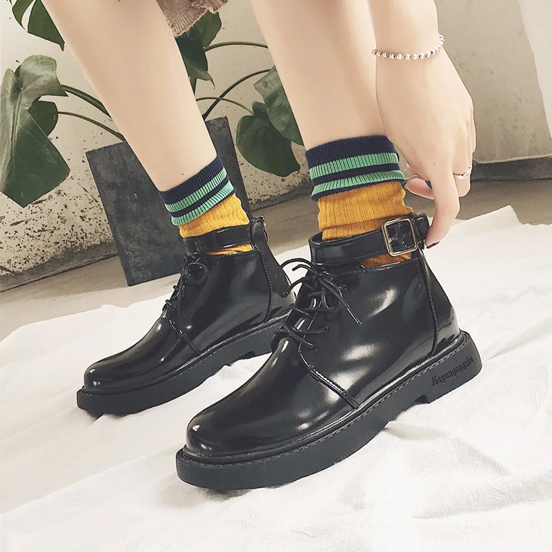 Fashion Lace Up Boots Women Ankle Boots Ladies 2019 New Winter Boots Short Plush Soft Punk Boots Ladies Sexy Low Heel Boot Black
Fashion Lace Up Boots Women Ankle Boots Ladies 2019 New Winter Boots Short Plush Soft Punk Boots Ladies Sexy Low Heel Boot Black