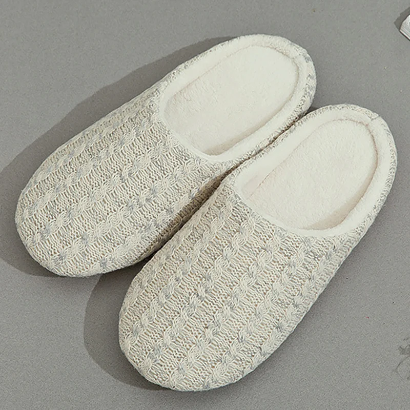 Plus Size 43-45 Women Indoor Slippers Winter TPR Short Plush Non Slip Solid Walking Shoes For Girls Hot Sale
Plus Size 43-45 Women Indoor Slippers Winter TPR Short Plush Non Slip Solid Walking Shoes For Girls Hot Sale