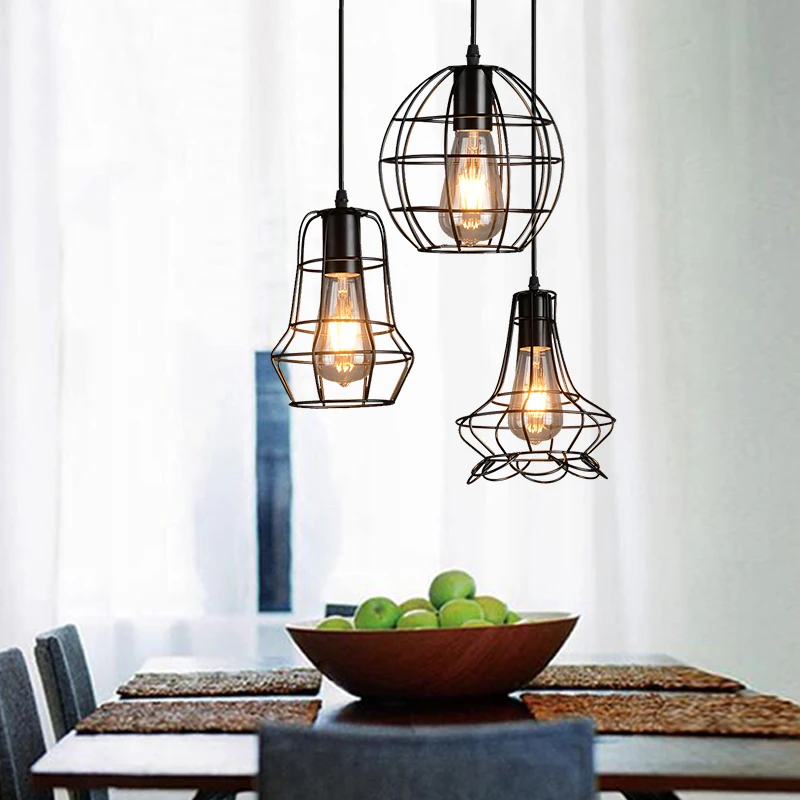 Loft American Iron warehouse industrial wind small chandelier retro European style village restaurant bar staircase lighting
Loft American Iron warehouse industrial wind small chandelier retro European style village restaurant bar staircase lighting