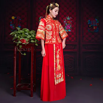 Traditional Chinese Bride Wedding Dress Qipao Vestido Oriental Style Dresses Modern Cheongsam Red Embroidery
Traditional Chinese Bride Wedding Dress Qipao Vestido Oriental Style Dresses Modern Cheongsam Red Embroidery