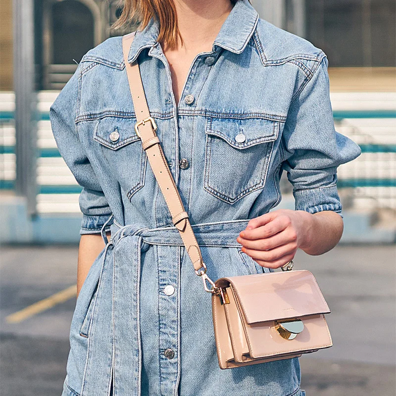 LACATTURA Women Shoulder Small Bag 2019 Luxury Designer Handbags Ladies Messenger Organ Bags Fashion Crossbody for Women 3 Color
LACATTURA Women Shoulder Small Bag 2019 Luxury Designer Handbags Ladies Messenger Organ Bags Fashion Crossbody for Women 3 Color