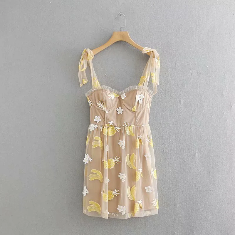 Summer women dress casual solid color sequins mesh decorative fruit harness dress
Summer women dress casual solid color sequins mesh decorative fruit harness dress