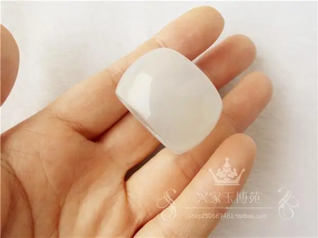 Natural stone finger ring of stone thumb unique pull finger Fashion men and women
Natural stone finger ring of stone thumb unique pull finger Fashion men and women