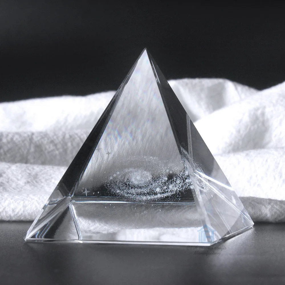 K9 Crystal Pyramid 3D Laser Engraved galaxy crystal Paperweight and 2.3in Glass Pyramid Fengshui Figurine For Home Office Decor
K9 Crystal Pyramid 3D Laser Engraved galaxy crystal Paperweight and 2.3in Glass Pyramid Fengshui Figurine For Home Office Decor