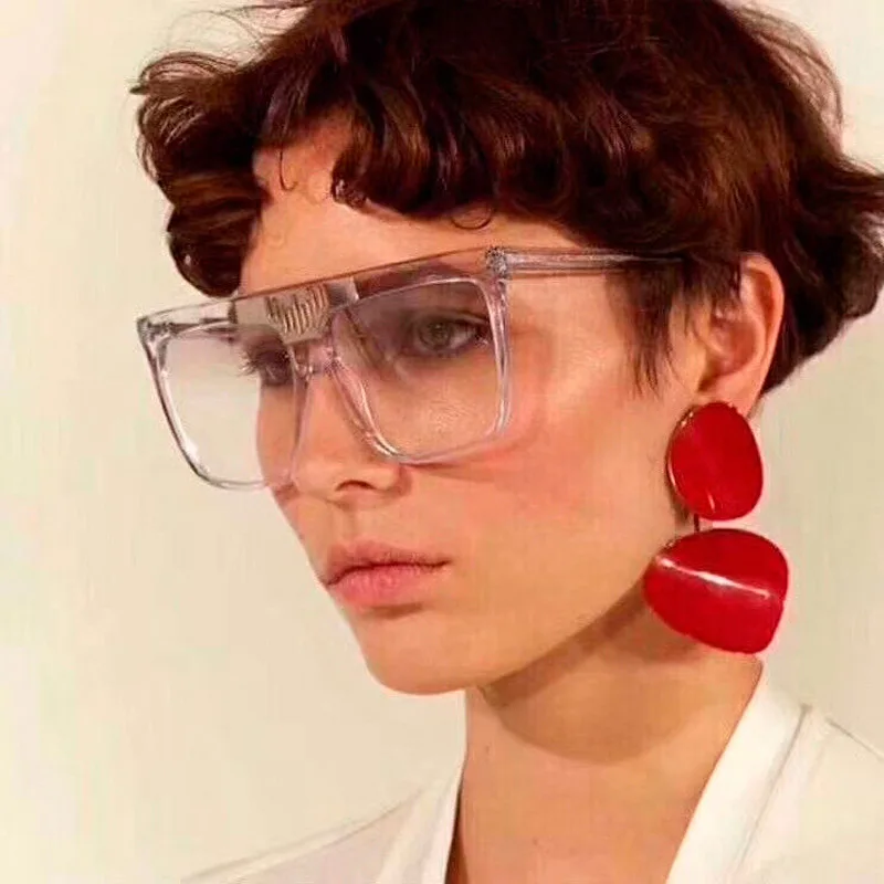 2019 Newest Designer Summer Trendy Square Sunglasses Women Famous Italian Brand Eyewear Transparent Frame Clear Glasses Female
2019 Newest Designer Summer Trendy Square Sunglasses Women Famous Italian Brand Eyewear Transparent Frame Clear Glasses Female