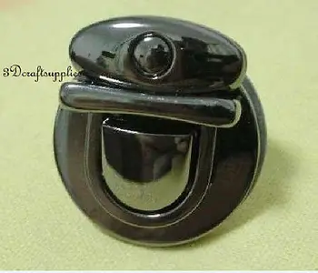 purse lock wallet Thumb latch tongue clasp gunmetal 1 3/8 inch x 1 1/4 inch E58
purse lock wallet Thumb latch tongue clasp gunmetal 1 3/8 inch x 1 1/4 inch E58