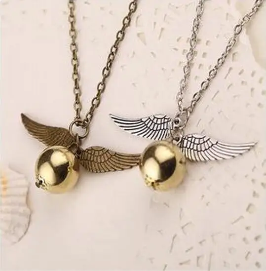 Fashion punk punk wings pendant gold silver snitch wings necklace for men women hot movie souvenir Christmas gift
Fashion punk punk wings pendant gold silver snitch wings necklace for men women hot movie souvenir Christmas gift