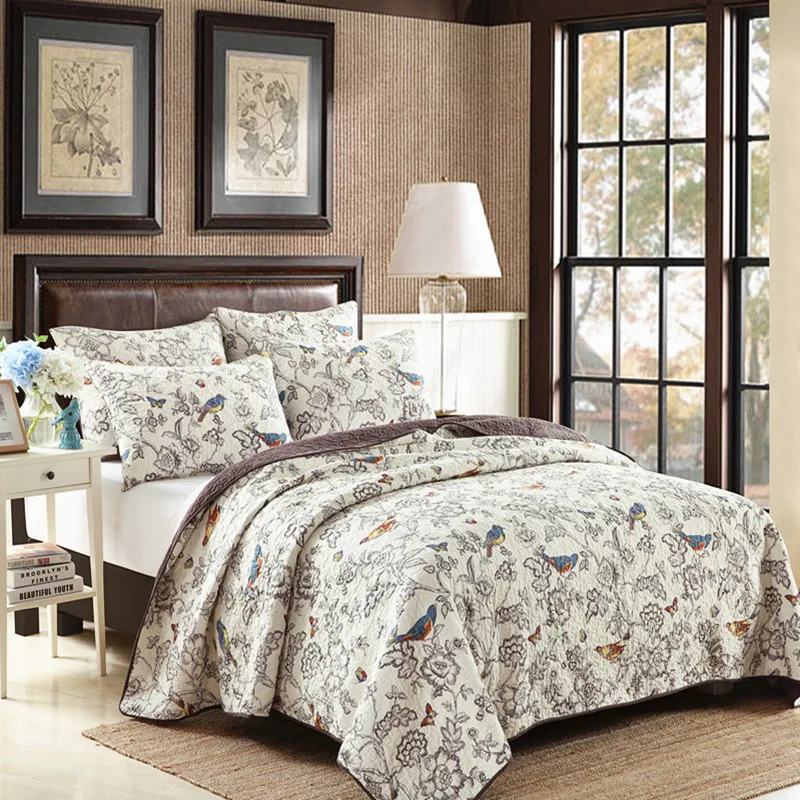 Free shipping 3pcs double size handmade patchwork quilt bedspread full queen size bird air conditioning bed cover special offer
Free shipping 3pcs double size handmade patchwork quilt bedspread full queen size bird air conditioning bed cover special offer