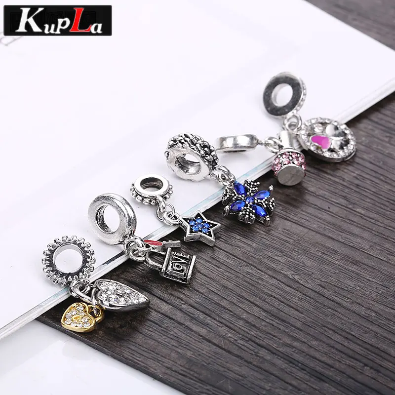 Vintage Silver Metal Rhinestone Charms fit Pandora Beads Fashion Accessories Europe Beads DIY Spacer Beads for Jewelry Making
Vintage Silver Metal Rhinestone Charms fit Pandora Beads Fashion Accessories Europe Beads DIY Spacer Beads for Jewelry Making