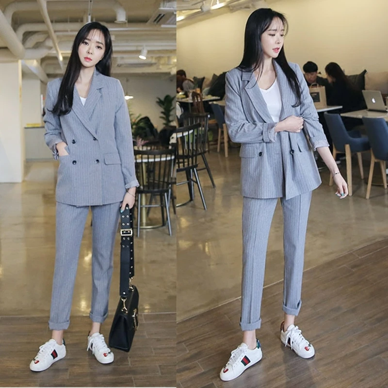 high quality Work Pant Suits 2 Piece Sets Double Breasted Striped Blazer Jacket & Zipper Pant Office Lady Suit Women Outfits Ms.
high quality Work Pant Suits 2 Piece Sets Double Breasted Striped Blazer Jacket & Zipper Pant Office Lady Suit Women Outfits Ms.