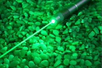 AAA High powered Military green laser pointer 500w 5000000m 532nm Hunting LAZER Flashlight Burning match burn cigarettes+glasses
AAA High powered Military green laser pointer 500w 5000000m 532nm Hunting LAZER Flashlight Burning match burn cigarettes+glasses