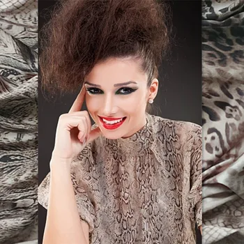 107 cm stretch natural silk fabric 25 momme shirt dress silk crepe satin fabric digital print crepe fabric satin silk cloth
107 cm stretch natural silk fabric 25 momme shirt dress silk crepe satin fabric digital print crepe fabric satin silk cloth