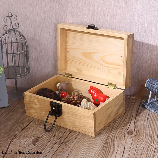Small Cute Lockable Rectangle Vintage Solid Fir Wooden Jewelry Box (3)