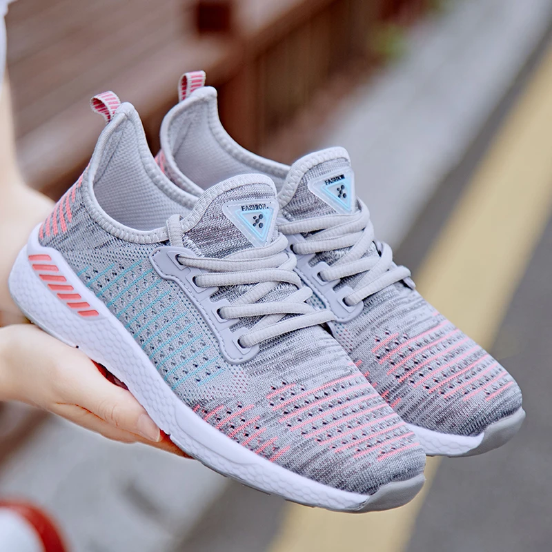 Women Sport Running Shoes Lightweight Fly Knit zapatillas de mujer deportivas Outdoor Mix Color Men Jogging Walking Sneakers
Women Sport Running Shoes Lightweight Fly Knit zapatillas de mujer deportivas Outdoor Mix Color Men Jogging Walking Sneakers