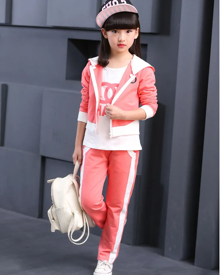 Children's clothing long sleeve sportswear 3 sets 2019 Spring and Autumn stitching Hooded clothes + pants + T-shirt baby clothes
Children's clothing long sleeve sportswear 3 sets 2019 Spring and Autumn stitching Hooded clothes + pants + T-shirt baby clothes