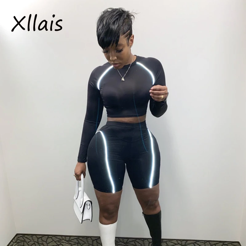 XLLAIS Good Quality Reflective Black Two Piece Sets Women Sexy Long Sleeve O Neck T-Shirts High Waist Tight Shorts Outfits
XLLAIS Good Quality Reflective Black Two Piece Sets Women Sexy Long Sleeve O Neck T-Shirts High Waist Tight Shorts Outfits