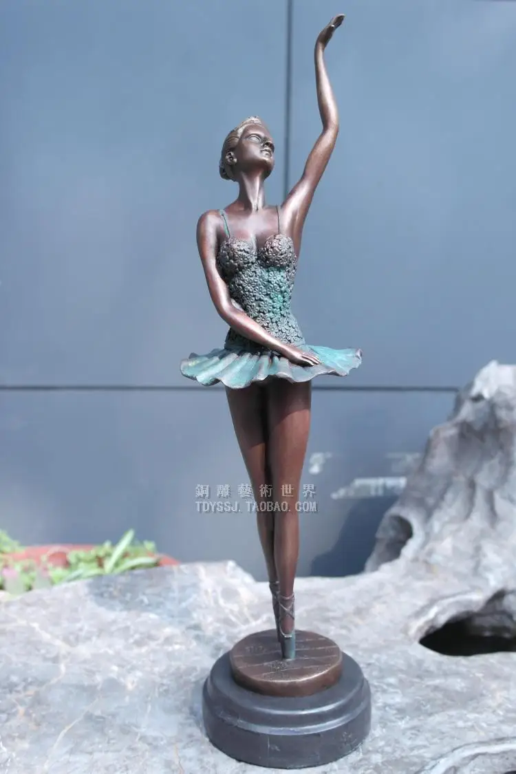 Ballet girl bronze sculpture crafts copper sculpture art music dance ornaments Home Furnishing decorations gifts
Ballet girl bronze sculpture crafts copper sculpture art music dance ornaments Home Furnishing decorations gifts