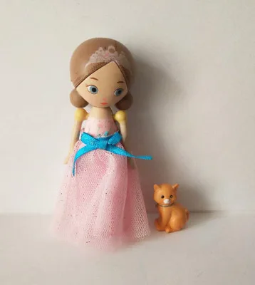 cute original fairytales girl doll with animal cat squirrel wooden girl doll toy children kids birthday gift
cute original fairytales girl doll with animal cat squirrel wooden girl doll toy children kids birthday gift