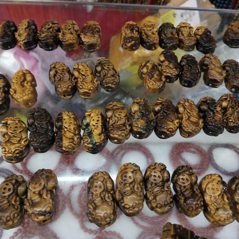 Natural Stone Pixiu Pendants Charms Brave Troops Pixiu for Bracelets Jewelry Making Brave Troop Good Hot Mythical Wild Animal
Natural Stone Pixiu Pendants Charms Brave Troops Pixiu for Bracelets Jewelry Making Brave Troop Good Hot Mythical Wild Animal