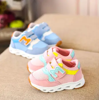 Children Shoes with Light Glowing Sneakers Kids Led Shoes with Light Up LED Slipper Boys Girls Baby Shoes Luminous Sneakers
Children Shoes with Light Glowing Sneakers Kids Led Shoes with Light Up LED Slipper Boys Girls Baby Shoes Luminous Sneakers