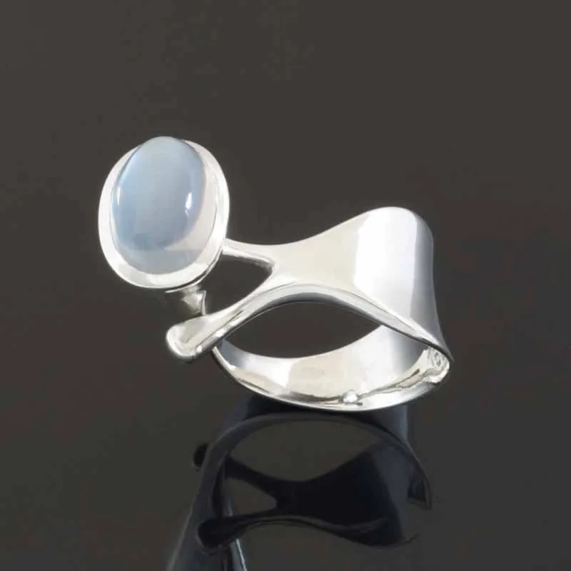 Delicate Adjustable Oval Moonstone Rings For Women Gift Charm Engagement Jewelry Natural Opal Cat Eye Rings Anel Femme Z4J435
Delicate Adjustable Oval Moonstone Rings For Women Gift Charm Engagement Jewelry Natural Opal Cat Eye Rings Anel Femme Z4J435