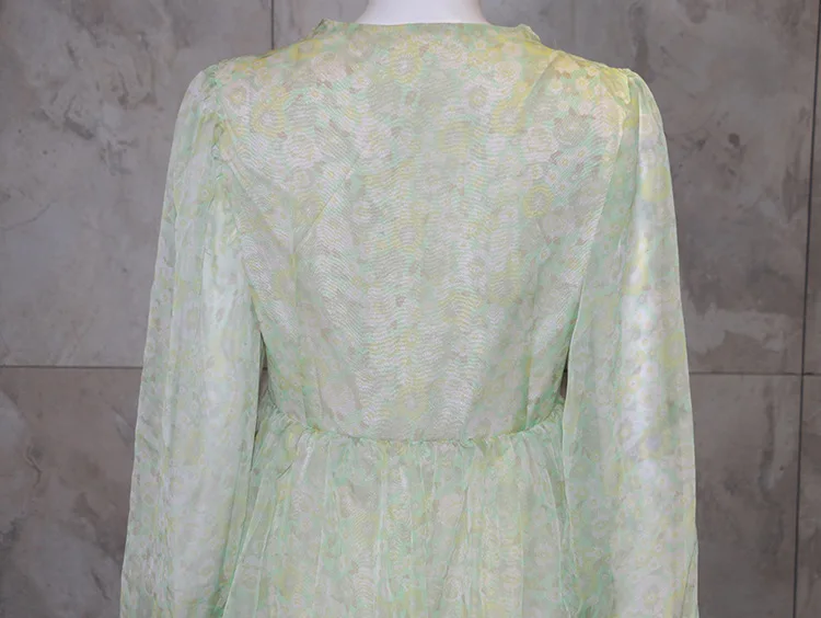 10697089572_1726540154