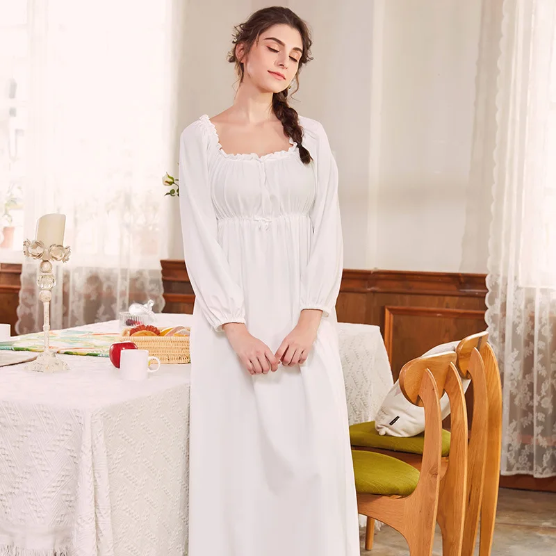 Night Dress 2018 Women Sleeping Dress Autumn Winter Vintage Royal Nightdress Pure Cotton Princess White Ruffle Nightgowns
Night Dress 2018 Women Sleeping Dress Autumn Winter Vintage Royal Nightdress Pure Cotton Princess White Ruffle Nightgowns