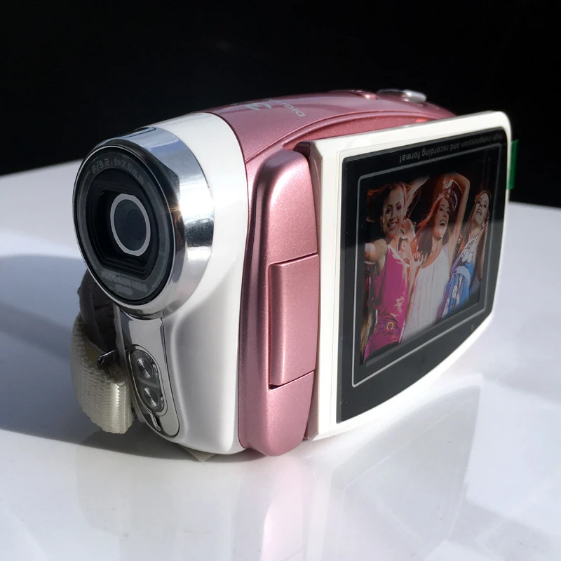HD 1280P Video Camcorder Digital Mini Camera with 2.5 inch Rotating Screen H.264 dv & 1000MAH Li-ion battery DVC50
HD 1280P Video Camcorder Digital Mini Camera with 2.5 inch Rotating Screen H.264 dv & 1000MAH Li-ion battery DVC50