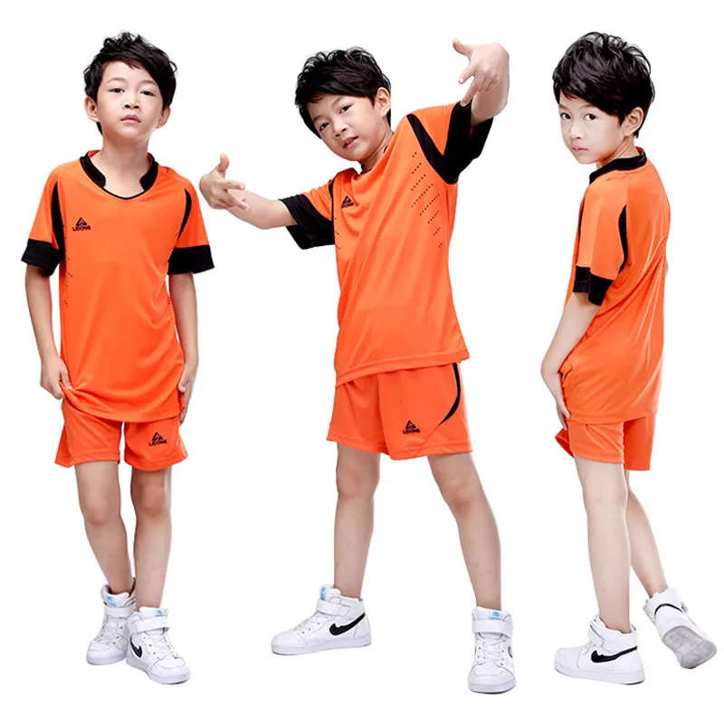 2017 High Quality New arrival kids football jerseys soccer sets suits training pant sports wears clothes Customized number name 
2017 High Quality New arrival kids football jerseys soccer sets suits training pant sports wears clothes Customized number name