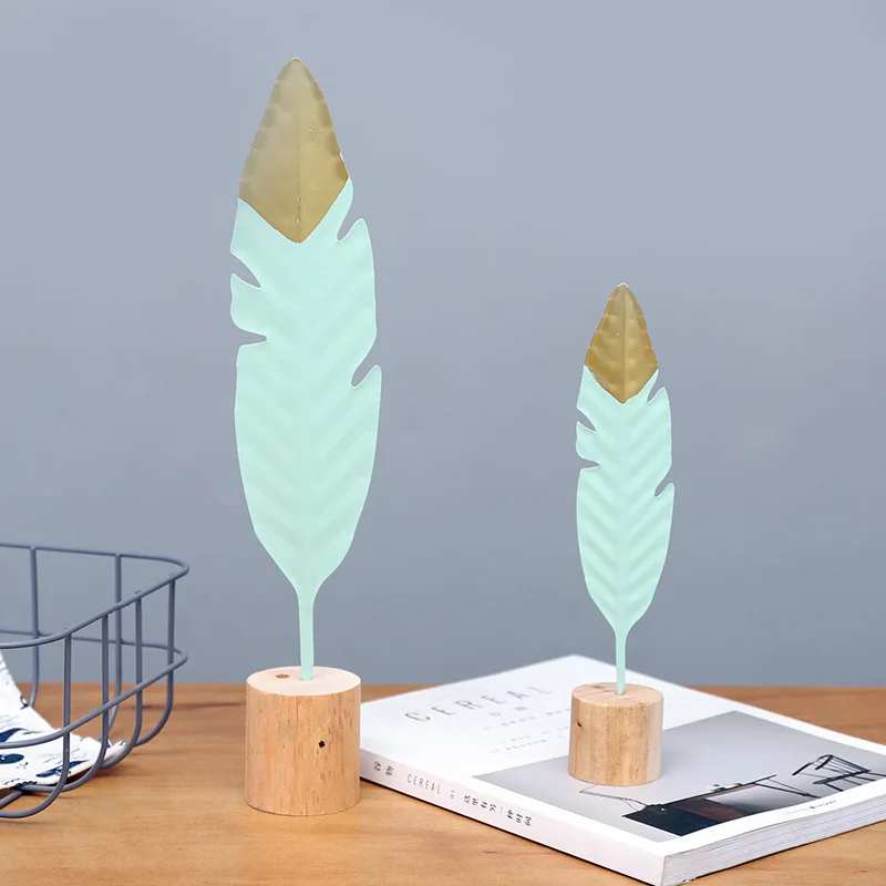 Ins Nordic Creative Wrought Iron Feather Metal Decoration Home Living Room Bedroom Desktop Craft Decoration Gift Figurines
Ins Nordic Creative Wrought Iron Feather Metal Decoration Home Living Room Bedroom Desktop Craft Decoration Gift Figurines