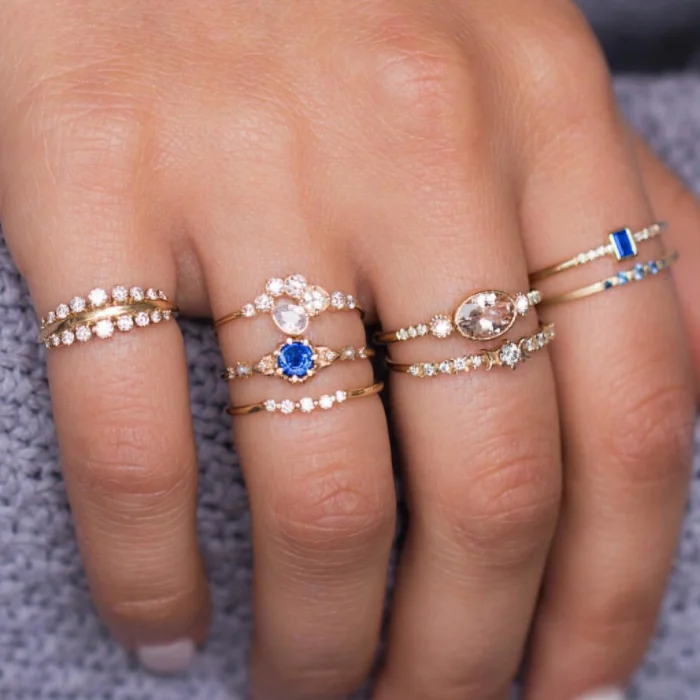 Set Blue White Crystal Ring Set Women's Crown Carved Long Ring Ring Best Jewelry Accessories
Set Blue White Crystal Ring Set Women's Crown Carved Long Ring Ring Best Jewelry Accessories