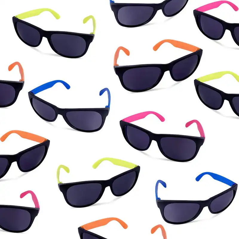 Pool public glasses toys