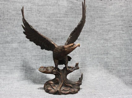 JP S0294 China Feng Shui Lucky Bronze carved Fly eagle expanded his wings Statue B0403
JP S0294 China Feng Shui Lucky Bronze carved Fly eagle expanded his wings Statue B0403