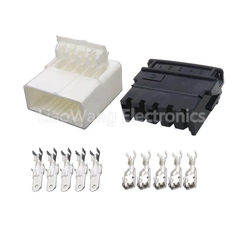 5 pin White plastic DJ7051A-4.8-11/21 car connector with terminal air docking 5P
5 pin White plastic DJ7051A-4.8-11/21 car connector with terminal air docking 5P