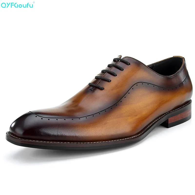 QYFCIOUFU Genuine Leather Engraving Formal Men Dress Shoes High Quality Italian Handmade Famous Luxury Designers Wedding Shoes
QYFCIOUFU Genuine Leather Engraving Formal Men Dress Shoes High Quality Italian Handmade Famous Luxury Designers Wedding Shoes