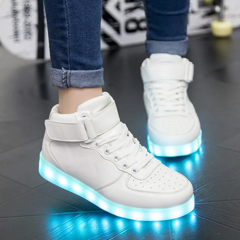 2018 New Casual Kids Luminous Sneakers Men Women Shoes LED Light Shoes USB Charger Glowing Sneakers Adult Sport Shoes Size 34-44
2018 New Casual Kids Luminous Sneakers Men Women Shoes LED Light Shoes USB Charger Glowing Sneakers Adult Sport Shoes Size 34-44