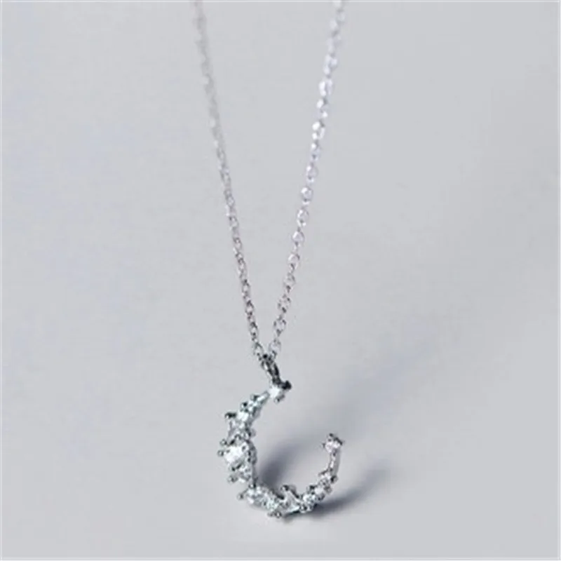 925 Sterling silver Pendant necklace Set auger Irregular crescent wholesale Women's fashion jewelry
925 Sterling silver Pendant necklace Set auger Irregular crescent wholesale Women's fashion jewelry
