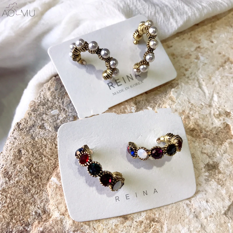 AOMU Vintage S925 Sterling Silver Pin Full Pearl Crystal Rhinestone Beads Round Circle Small Hoop Earrings for Women
AOMU Vintage S925 Sterling Silver Pin Full Pearl Crystal Rhinestone Beads Round Circle Small Hoop Earrings for Women