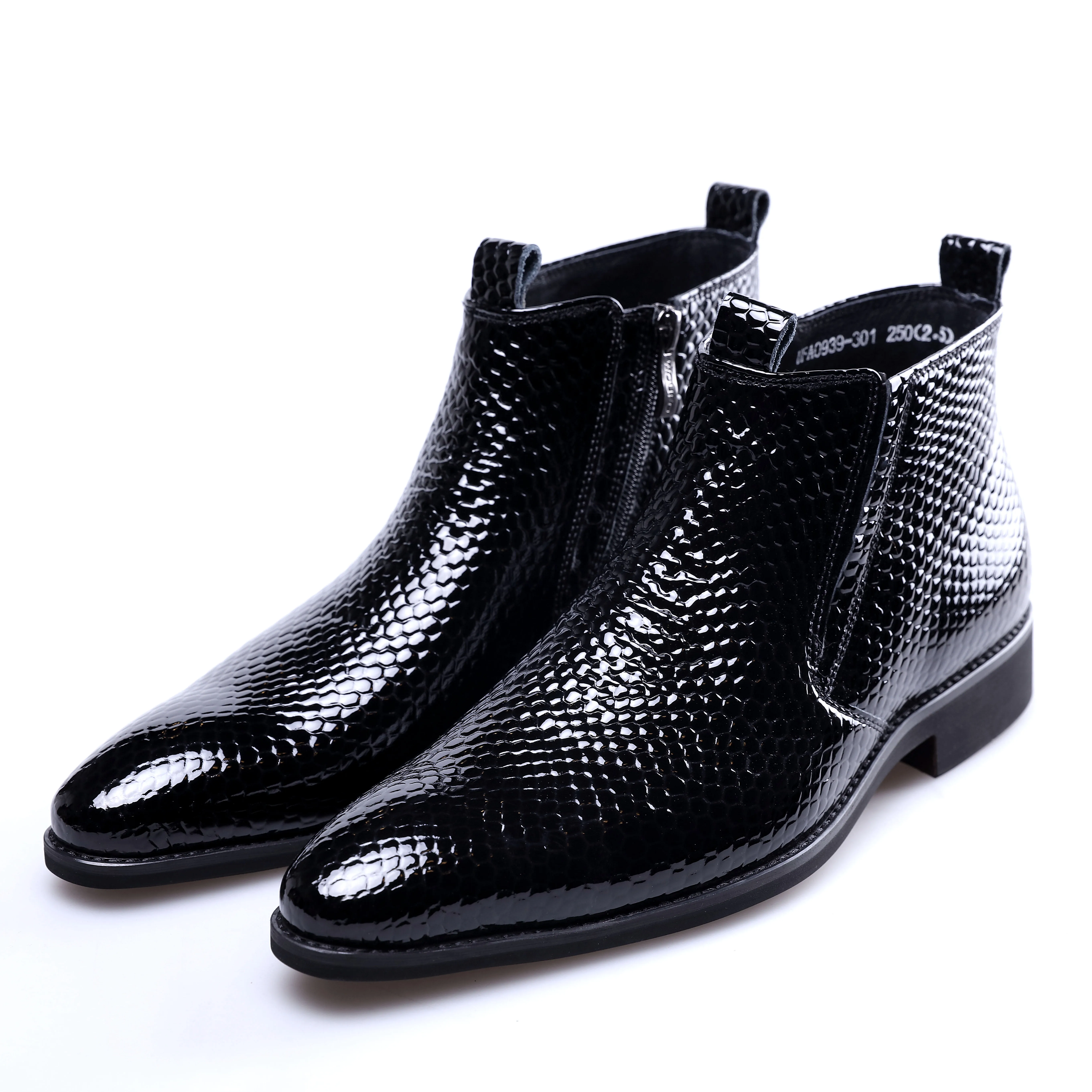 Fashion Serpentine Black Ankle Boots Mens Winter Shoes Genuine Leather Boots Male Motorcycle Shoes
Fashion Serpentine Black Ankle Boots Mens Winter Shoes Genuine Leather Boots Male Motorcycle Shoes