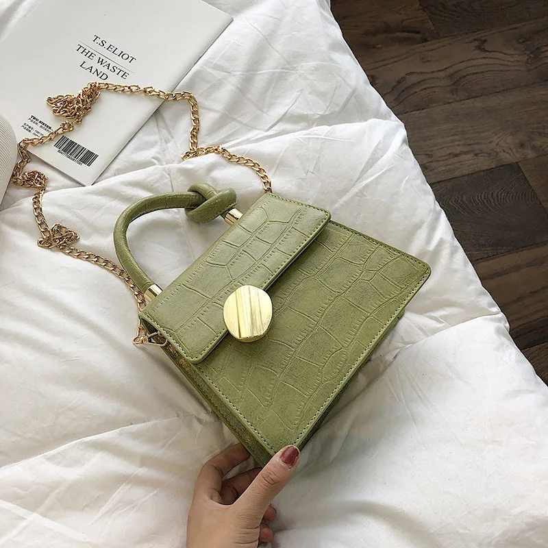 Summer new texture bag female 2019 new Korean version of the wild single shoulder slung fashion chain portable small square bag
Summer new texture bag female 2019 new Korean version of the wild single shoulder slung fashion chain portable small square bag