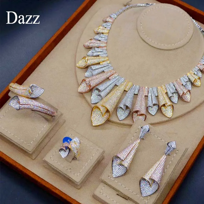 Dazz Luxury Star Style 3 Color Palm Leaf Full Zircon Wedding Jewelry Set Bride Women's Dubai Necklace Earrings Ring Bangle 2019
Dazz Luxury Star Style 3 Color Palm Leaf Full Zircon Wedding Jewelry Set Bride Women's Dubai Necklace Earrings Ring Bangle 2019